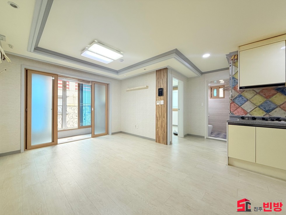 경남 진주시 하대동 592-38 ㉧ㅡ서빈No.1구해줘홈즈ㅡ㉧추천BEST꿀방 월세 매물번호 17558 사진 1