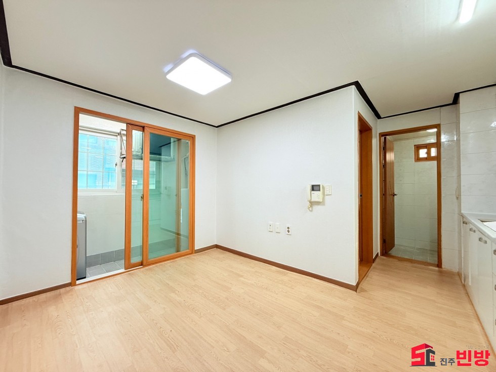 경남 진주시 봉곡동 20-9 ㉧ㅡ서빈No.1구해줘홈즈ㅡ㉧추천BEST꿀방 월세 매물번호 17531 사진 1
