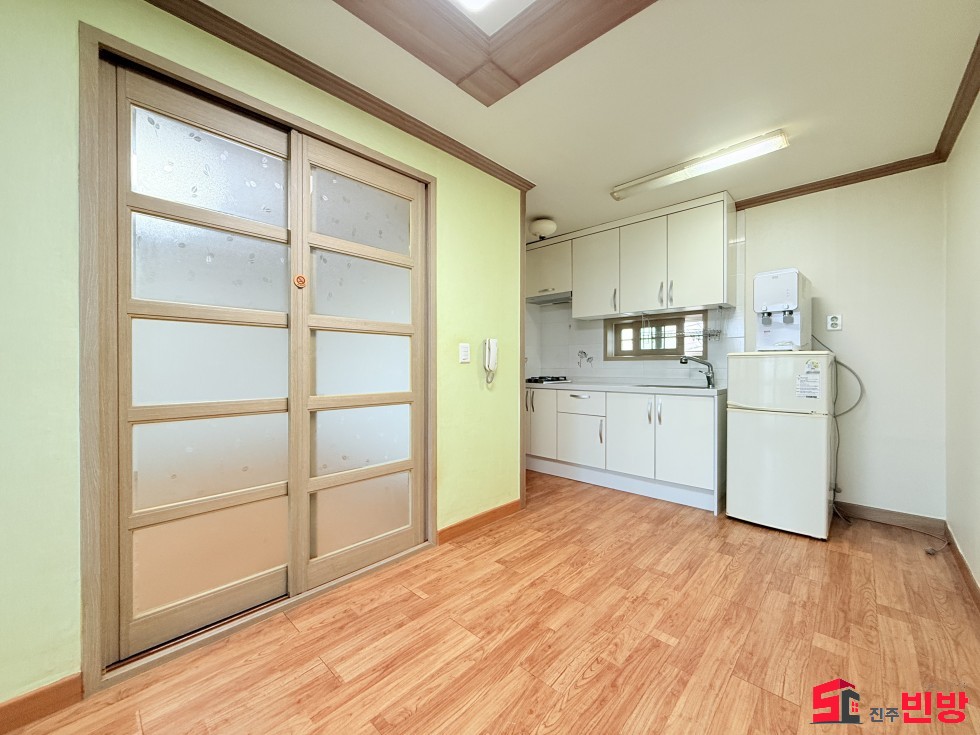 경남 진주시 상봉동 1072-6 ㉧ㅡ서빈No.1구해줘홈즈ㅡ㉧추천BEST꿀방 월세 매물번호 16008 사진 1
