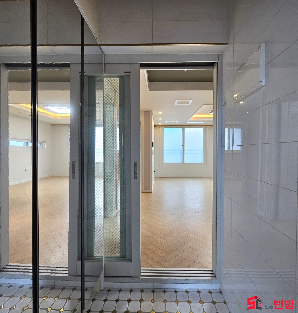 경남 진주시 신안동 396-1 ㉧ㅡ서빈No.1구해줘홈즈ㅡ㉧추천BEST꿀방 월세 매물번호 17087 사진 2
