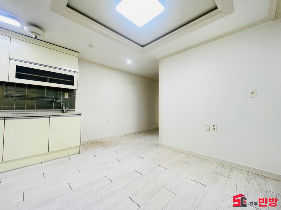경남 진주시 칠암동 523-1 ㉧ㅡ서빈No.1구해줘홈즈ㅡ㉧추천BEST꿀방 월세 매물번호 17420 사진 4