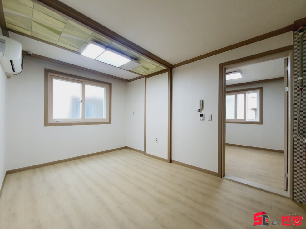 경남 진주시 상대동 297-87 ㉧ㅡ서빈No.1구해줘홈즈ㅡ㉧추천BEST꿀방 월세 매물번호 15023 사진 1