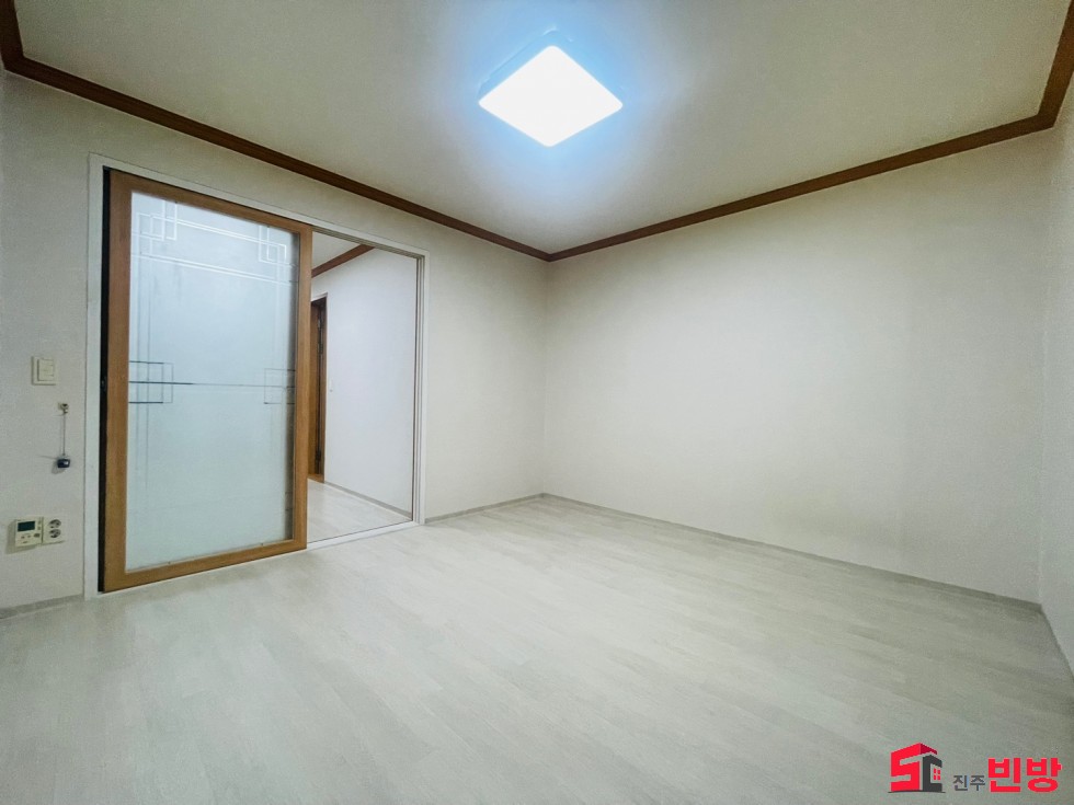 경남 진주시 인사동 132-42 ㉧ㅡ서빈No.1구해줘홈즈ㅡ㉧추천BEST꿀방 월세 매물번호 17349 사진 1