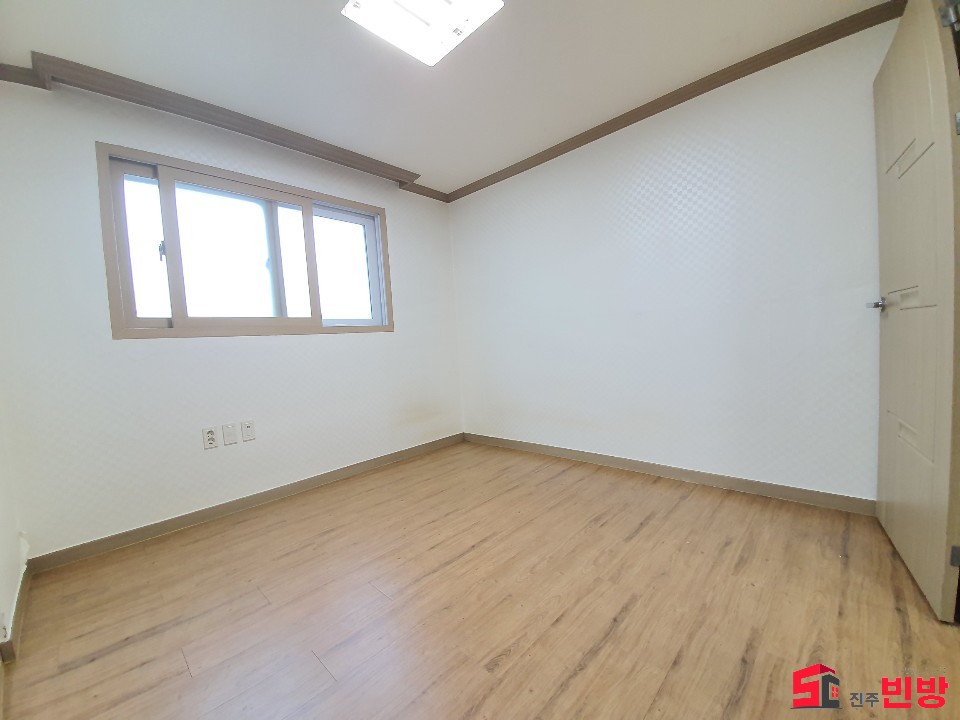 경남 진주시 칠암동 523-11 ㉧ㅡ서빈No.1구해줘홈즈ㅡ㉧추천BEST꿀방 월세 매물번호 11307 사진 2