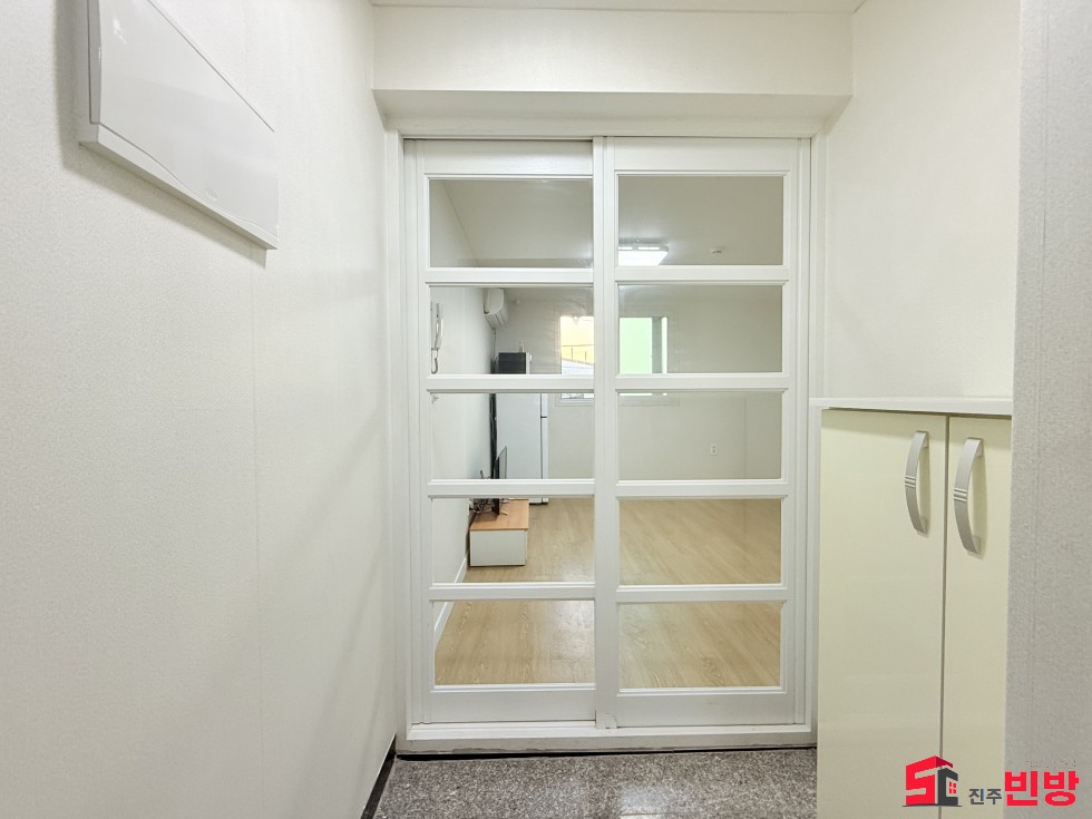 경남 진주시 상봉동 1061-21 ㉧ㅡ서빈No.1구해줘홈즈ㅡ㉧추천BEST꿀방 월세 매물번호 15985 사진 2