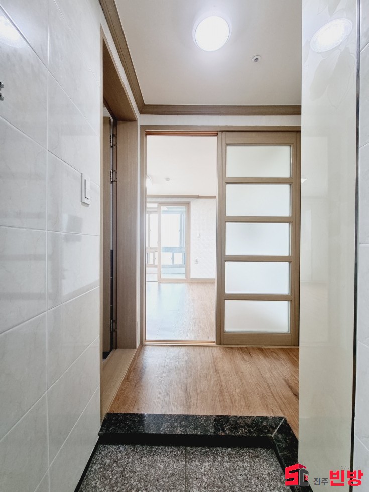 경남 진주시 호탄동 625-3 ㉧ㅡ서빈No.1구해줘홈즈ㅡ㉧추천BEST꿀방 월세 매물번호 14679 사진 3