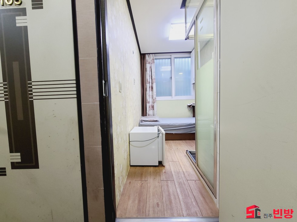 경남 진주시 호탄동 627-8 ㉧ㅡ서빈No.1구해줘홈즈ㅡ㉧추천BEST꿀방 월세 매물번호 15740 사진 2