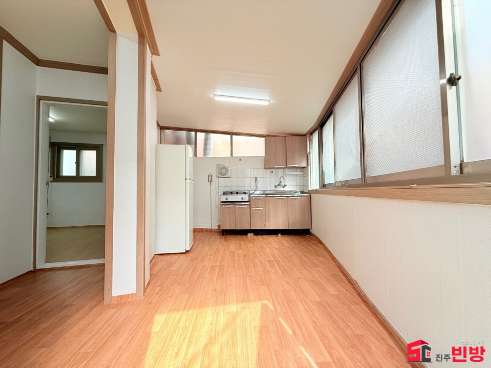 경남 진주시 칠암동 121-6 ㉧ㅡ서빈No.1구해줘홈즈ㅡ㉧추천BEST꿀방 월세 매물번호 17928 사진 2
