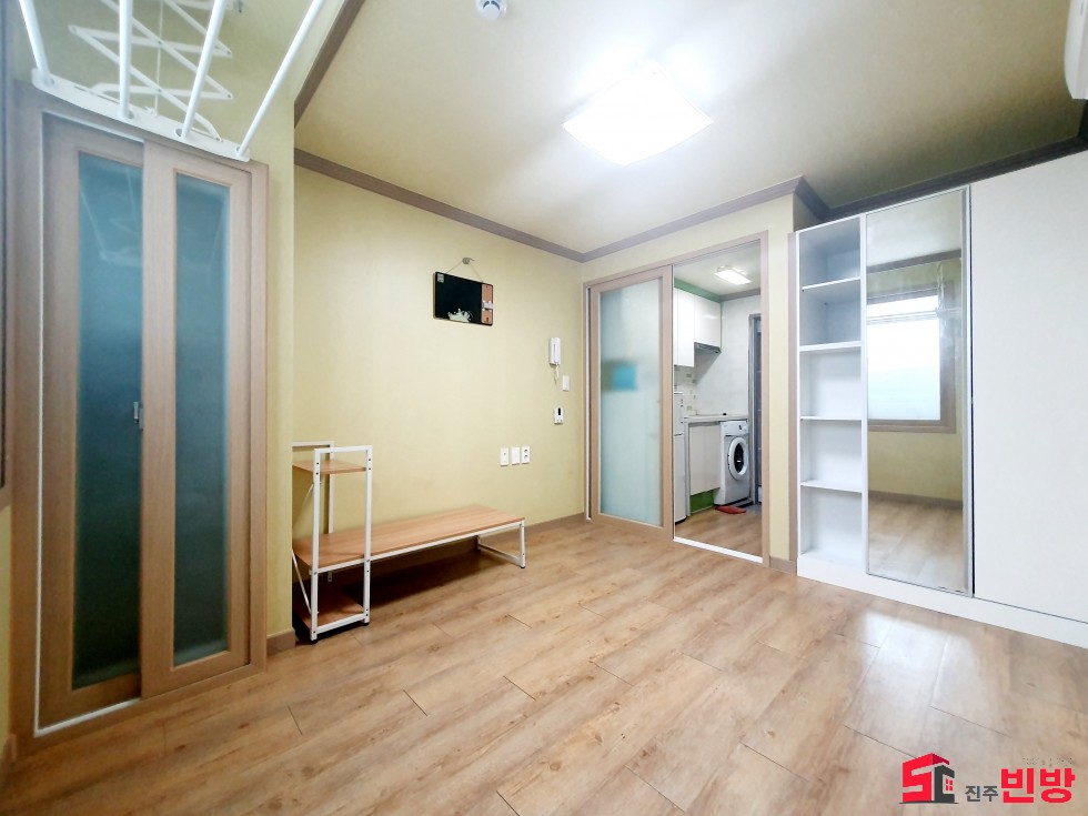 경남 진주시 칠암동 56-7 ㉧ㅡ서빈No.1구해줘홈즈ㅡ㉧추천BEST꿀방 월세 매물번호 13025 사진 1