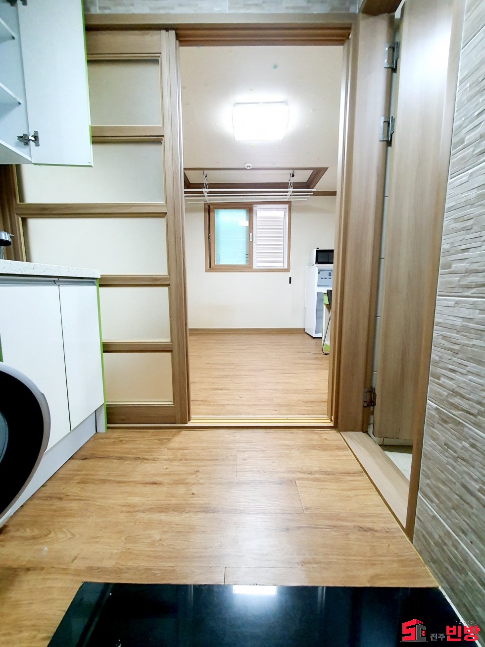 경남 진주시 칠암동 524-17 ㉧ㅡ서빈No.1구해줘홈즈ㅡ㉧추천BEST꿀방 월세 매물번호 12942 사진 2