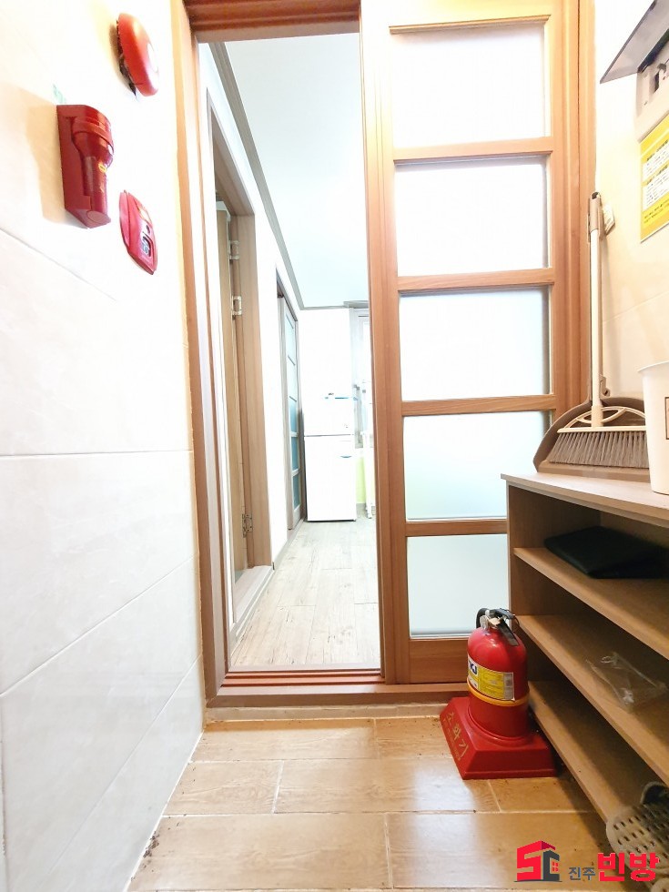 경남 진주시 칠암동 530-5 ㉧ㅡ서빈No.1구해줘홈즈ㅡ㉧추천BEST꿀방 월세 매물번호 13350 사진 2