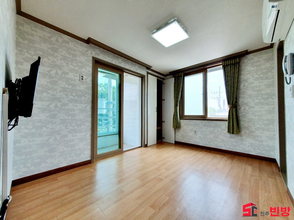 경남 진주시 칠암동 530-11 ㉧ㅡ서빈No.1구해줘홈즈ㅡ㉧추천BEST꿀방 월세 매물번호 11124 사진 1