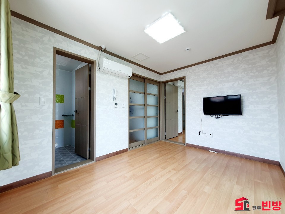 경남 진주시 칠암동 530-11 ㉧ㅡ서빈No.1구해줘홈즈ㅡ㉧추천BEST꿀방 월세 매물번호 11124 사진 2