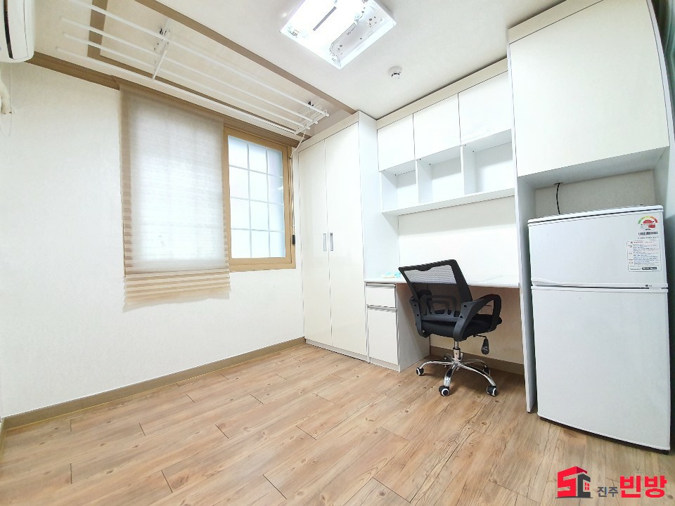 경남 진주시 칠암동 524-11 ㉧ㅡ서빈No.1구해줘홈즈ㅡ㉧추천BEST꿀방 전세 매물번호 13838 사진 1