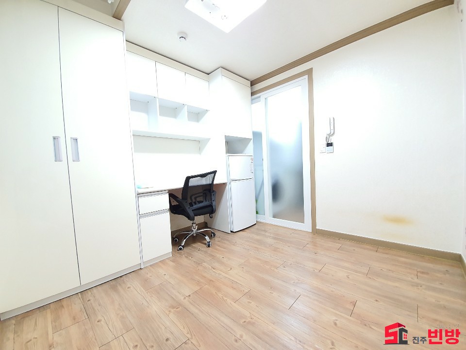 경남 진주시 칠암동 524-11 ㉧ㅡ서빈No.1구해줘홈즈ㅡ㉧추천BEST꿀방 전세 매물번호 13838 사진 4
