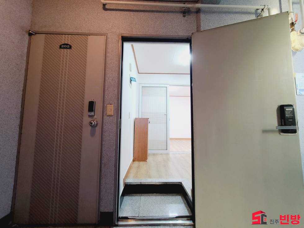 경남 진주시 상대동 768-17 ㉧ㅡ서빈No.1구해줘홈즈ㅡ㉧추천BEST꿀방 월세 매물번호 15870 사진 2