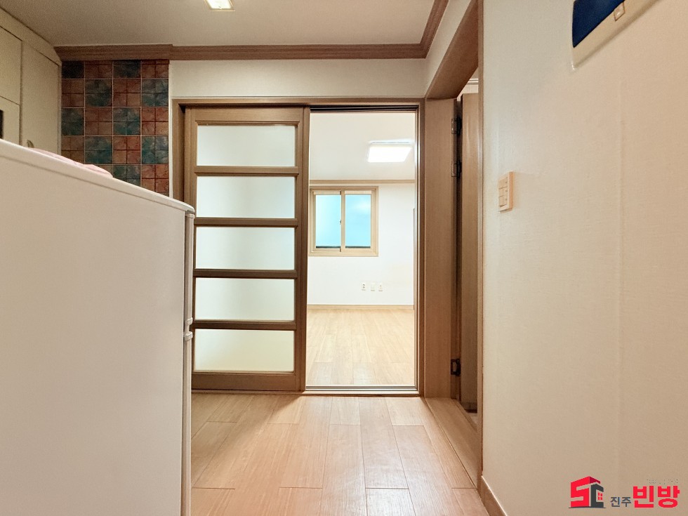경남 진주시 상봉동 806-48 ㉧ㅡ서빈No.1구해줘홈즈ㅡ㉧추천BEST꿀방 월세 매물번호 17940 사진 2