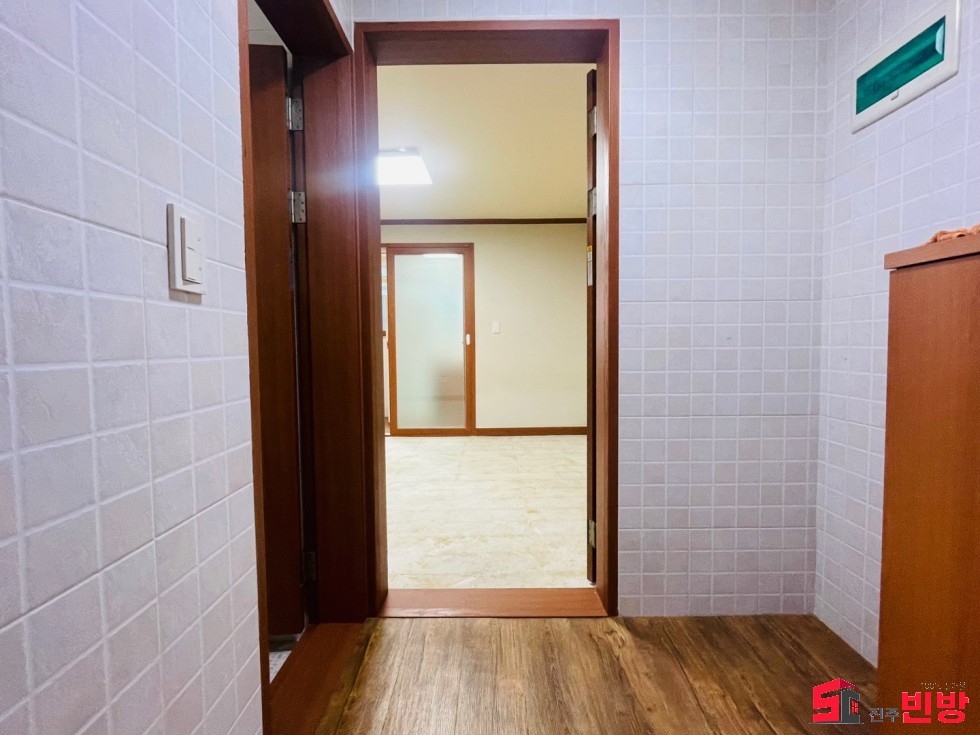 경남 진주시 호탄동 605-3 ㉧ㅡ서빈No.1구해줘홈즈ㅡ㉧추천BEST꿀방 월세 매물번호 14255 사진 2