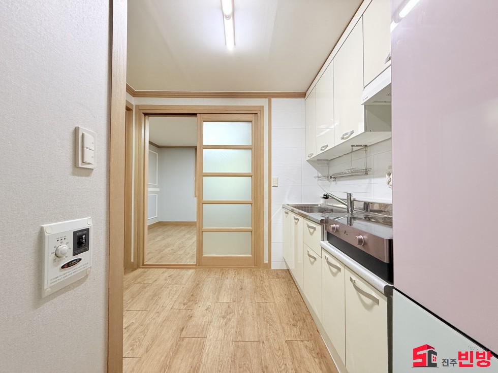 경남 진주시 상봉동 853-5 ㉧ㅡ서빈No.1구해줘홈즈ㅡ㉧추천BEST꿀방 월세 매물번호 12500 사진 3