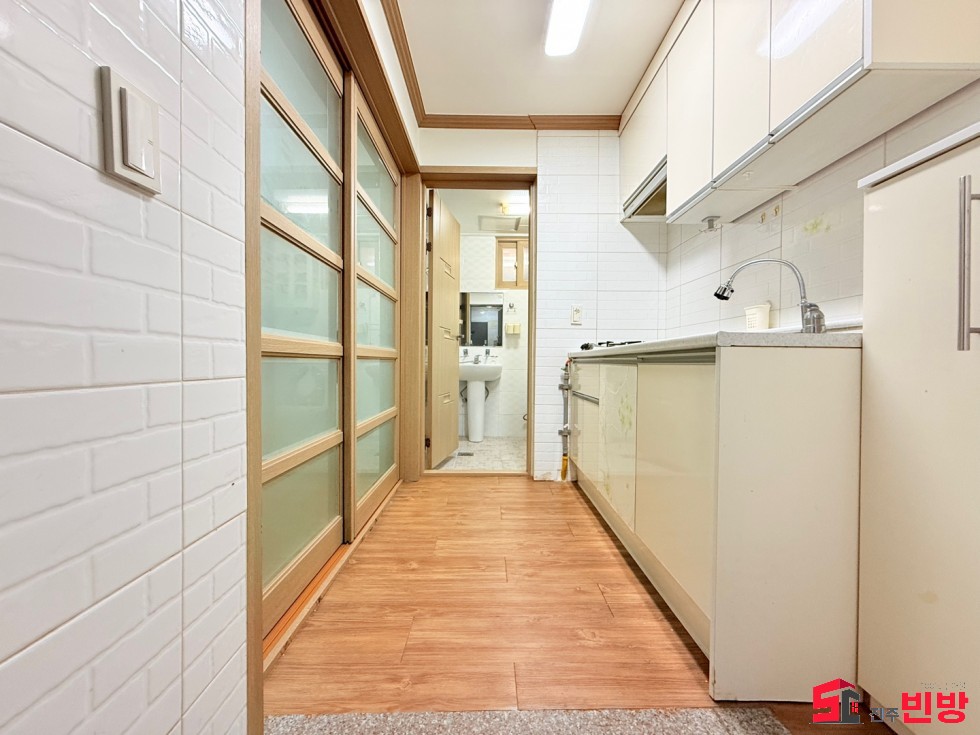 경남 진주시 상봉동 748-6 ㉧ㅡ서빈No.1구해줘홈즈ㅡ㉧추천BEST꿀방 월세 매물번호 12213 사진 2