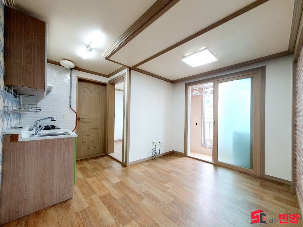 경남 진주시 상봉동 1067-2 ㉧ㅡ서빈No.1구해줘홈즈ㅡ㉧추천BEST꿀방 월세 매물번호 12762 사진 1