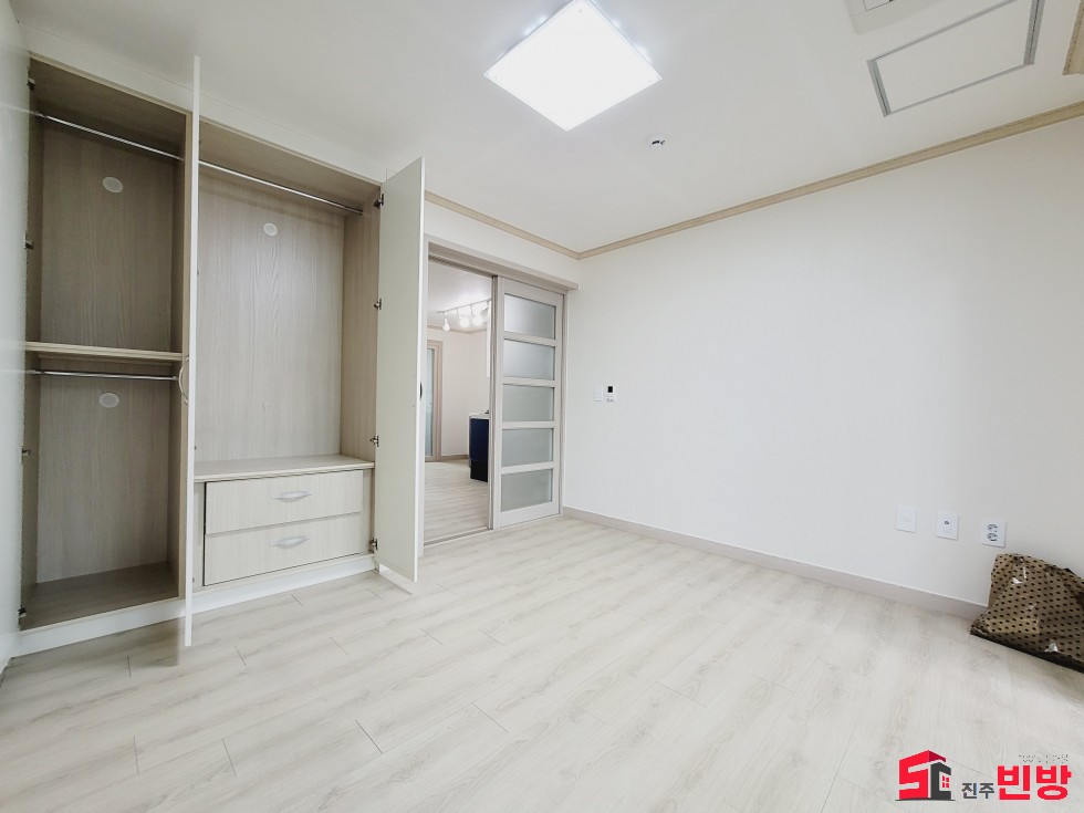 경남 진주시 상봉동 1061-13 ㉧ㅡ서빈No.1구해줘홈즈ㅡ㉧추천BEST꿀방 월세 매물번호 14826 사진 1