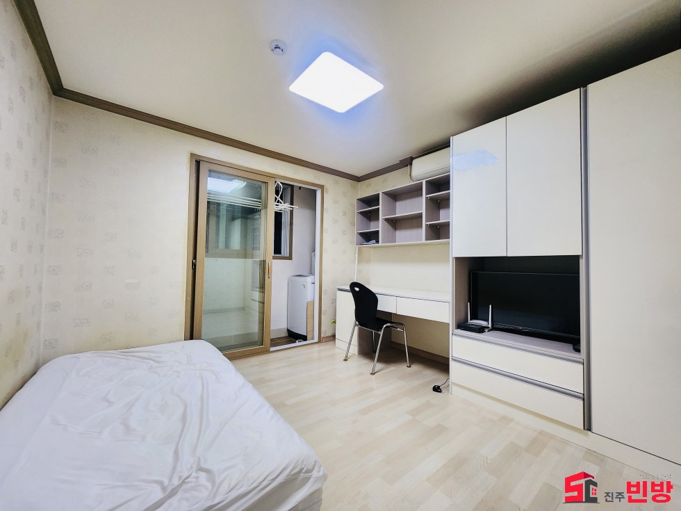 경남 진주시 가좌동 697-28 ㉧ㅡ서빈No.1구해줘홈즈ㅡ㉧추천BEST꿀방 월세 매물번호 18261 사진 1