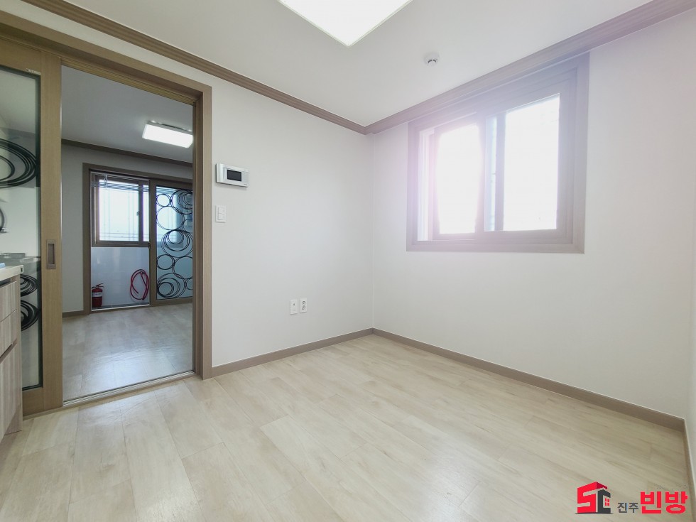 경남 진주시 상봉동 1025-14 ㉧ㅡ서빈No.1구해줘홈즈ㅡ㉧추천BEST꿀방 월세 매물번호 15334 사진 4
