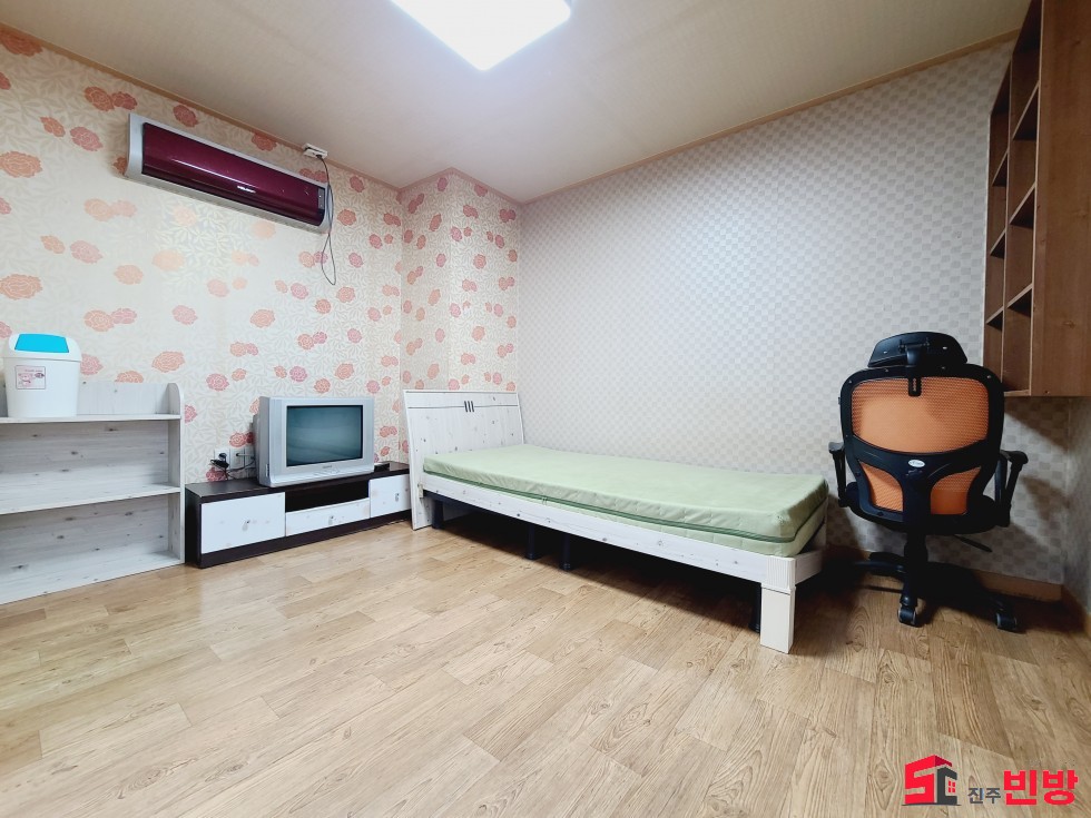 경남 진주시 상봉동 833-6 ㉧ㅡ서빈No.1구해줘홈즈ㅡ㉧추천BEST꿀방 월세 매물번호 13693 사진 2