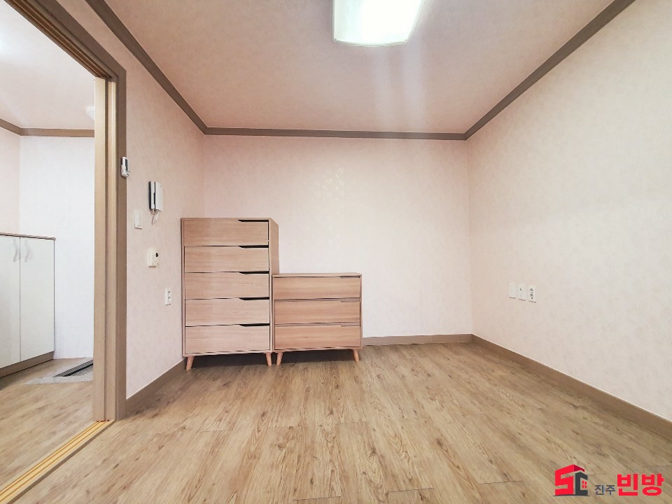 경남 진주시 봉곡동 479-10 ㉧ㅡ서빈No.1구해줘홈즈ㅡ㉧추천BEST꿀방 월세 매물번호 12580 사진 3