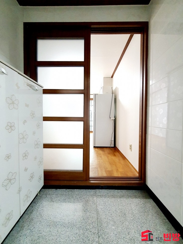 경남 진주시 인사동 112-8 ㉧ㅡ서빈No.1구해줘홈즈ㅡ㉧추천BEST꿀방 월세 매물번호 12953 사진 2